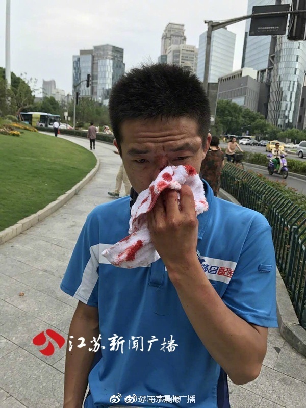 巨大乳boss大乳