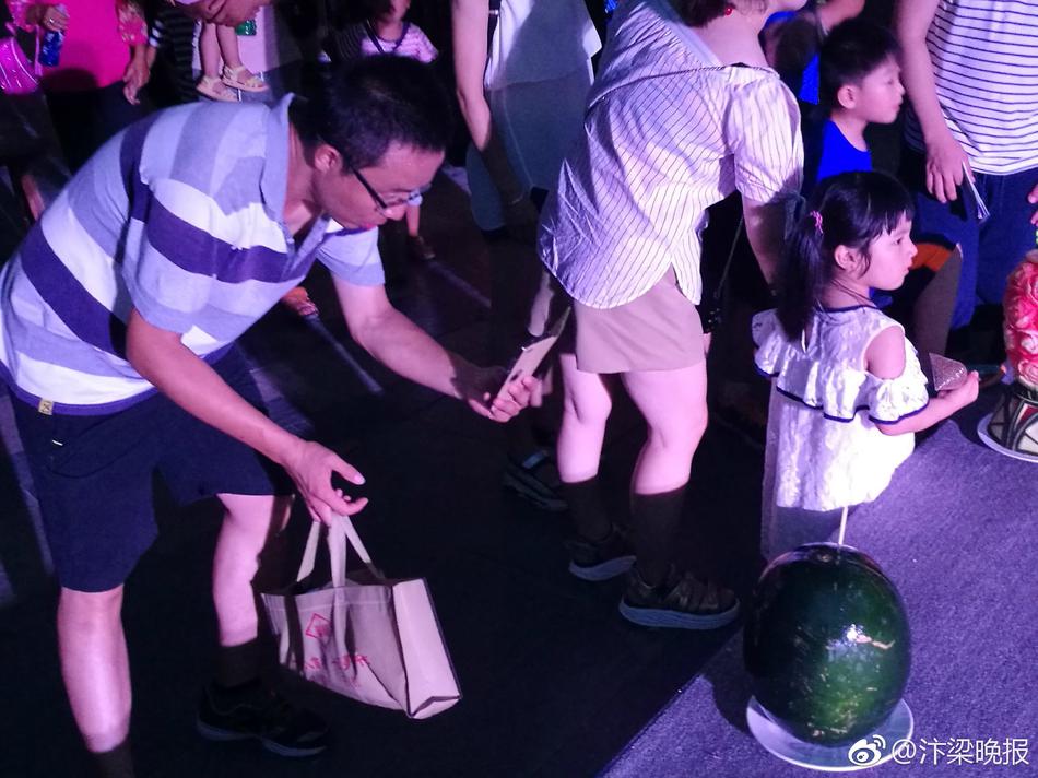 小黄网网站在线观看