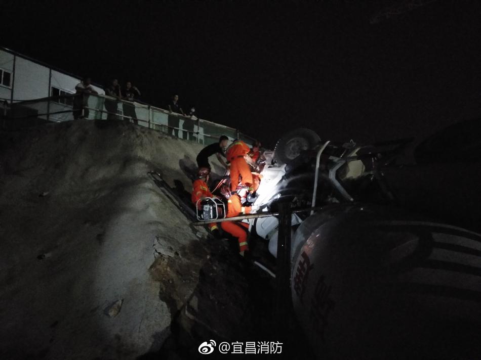 亚洲成熟女人毛毛耸耸多