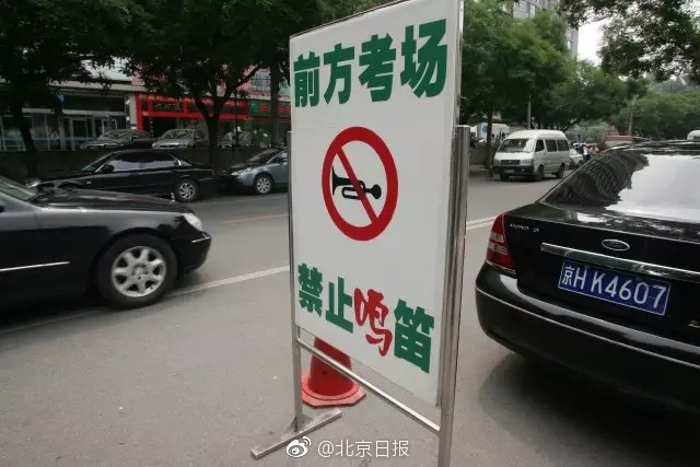 免费人成视频Xvideos网址