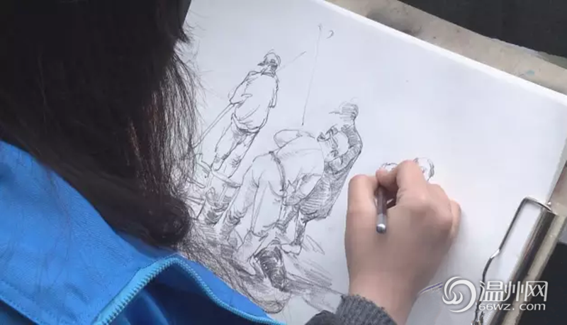 黑人狂躁中国人刘玥刘