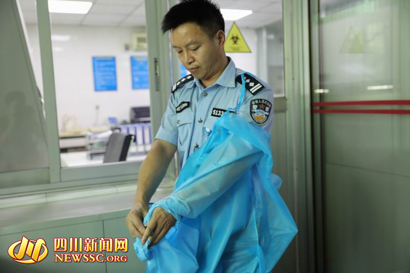 中国帅小伙同性男男裸交