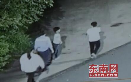 男被绑住秘 四肢取精