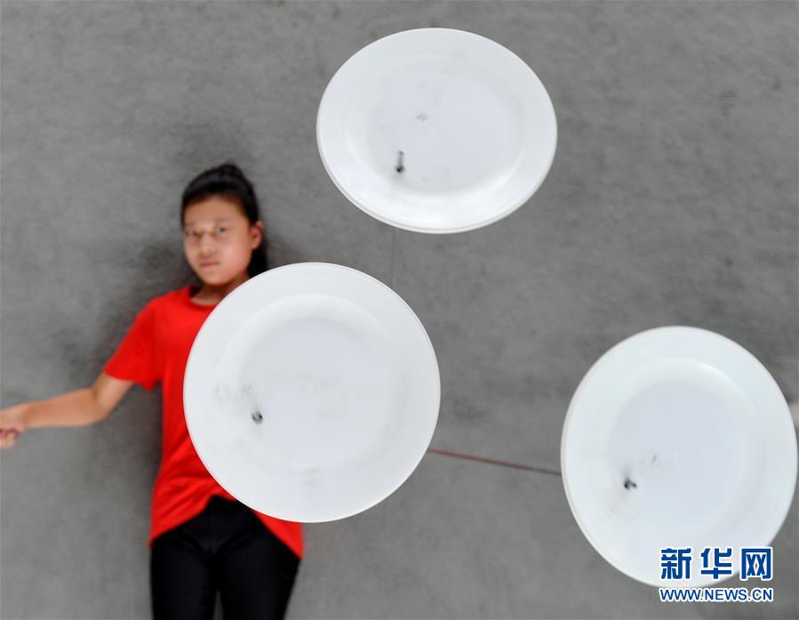 亚洲美女偷拍色片区