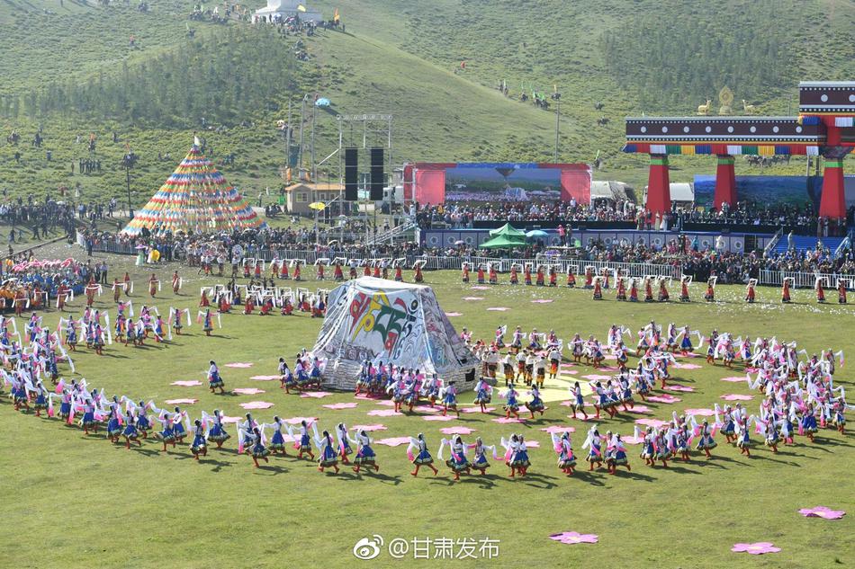 国产又大又粗又爽的毛片