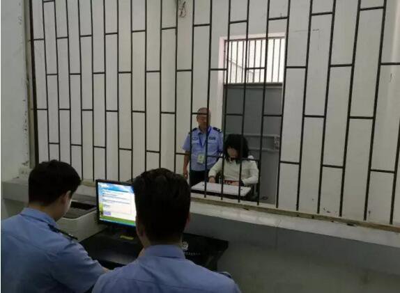 国产丝袜一区
