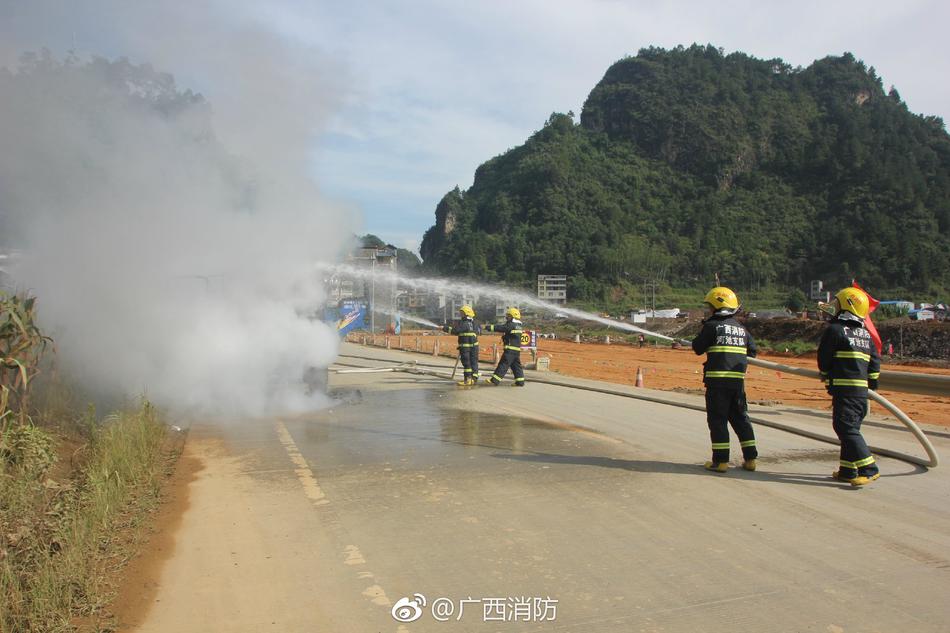 刘玥被洋人c到高潮
