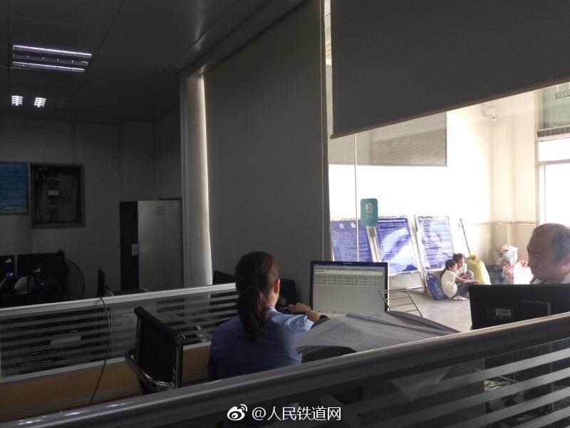中国中年俊男一级片