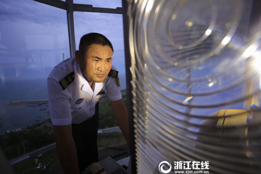 17c黑料爆料18 白浆