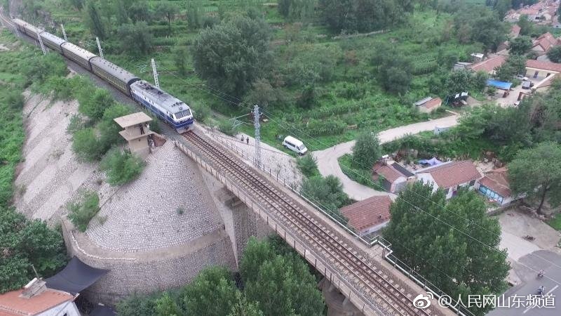 舞天团