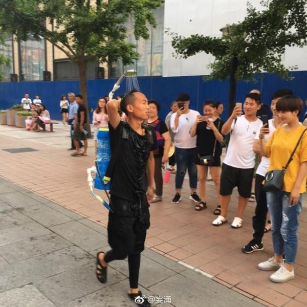 欧美胖老女人骚逼