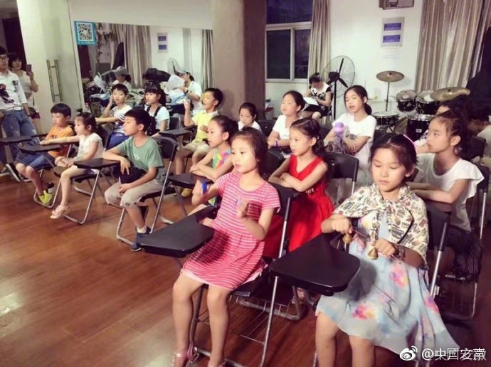 火影忍者女角色流眼泪翻白眼流口水的表情