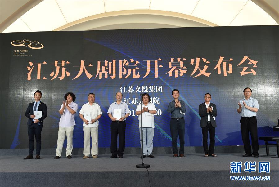 免费一级婬片A片啪啪声故事