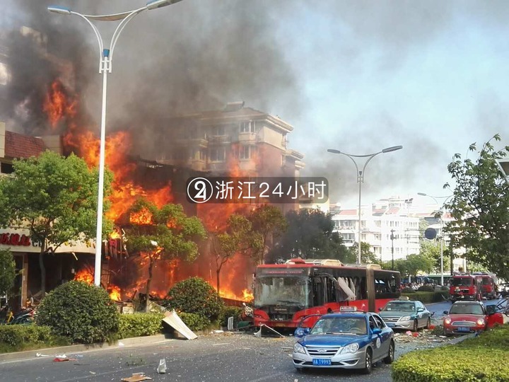 中国人内射性爱视频