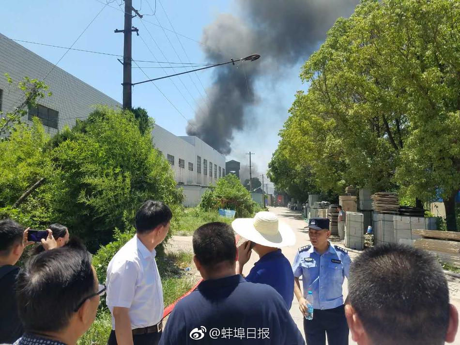 大乳房裸体一级台湾女人