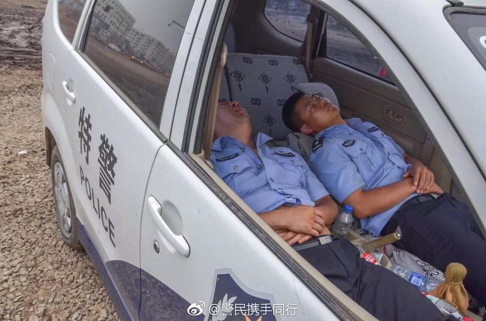 一级黄色网站夫妻性