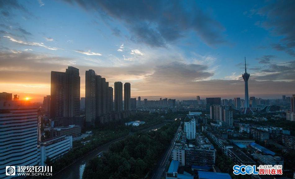打扑克又叫又疼
