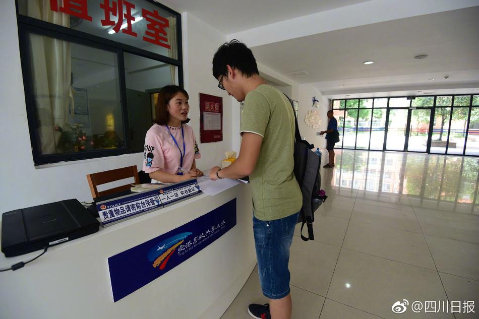 在车里被高潮被c了八次