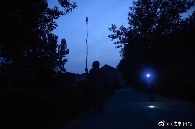 何兰美女性生活。电影