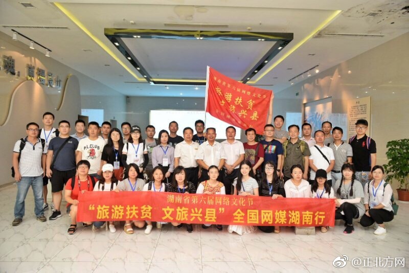 乱淫按摩毛片