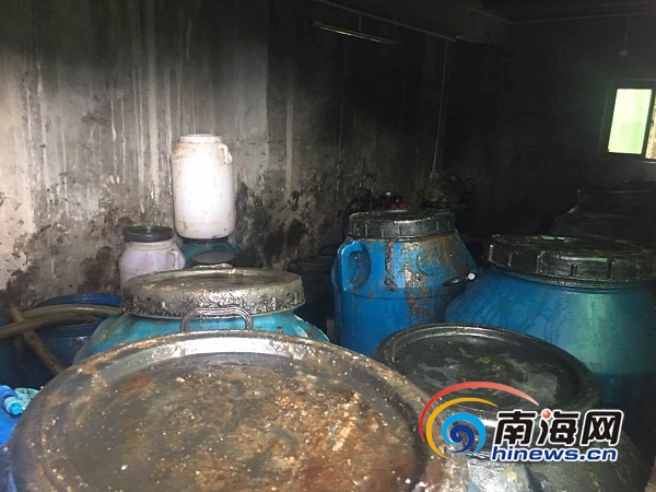 白裤袜校花 扒腿让我c