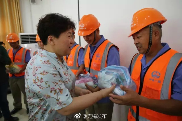 杨幂裸被?视频无码网站