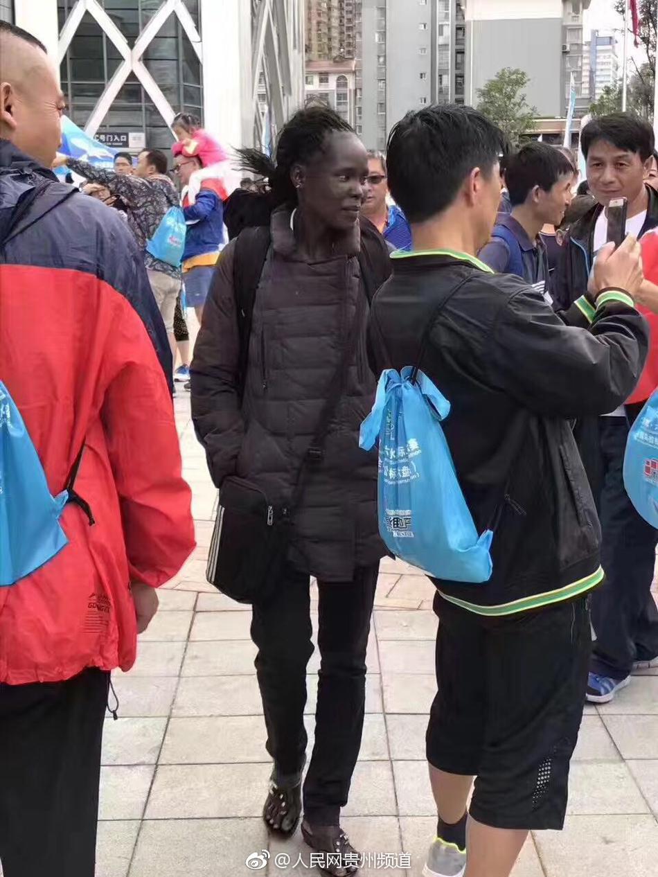 免费看女生隐私
