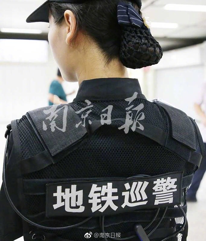 日本成本人三级观看