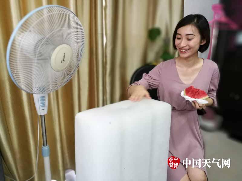欧美女人三级片