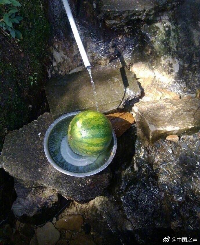Chinese骚年引老头视频