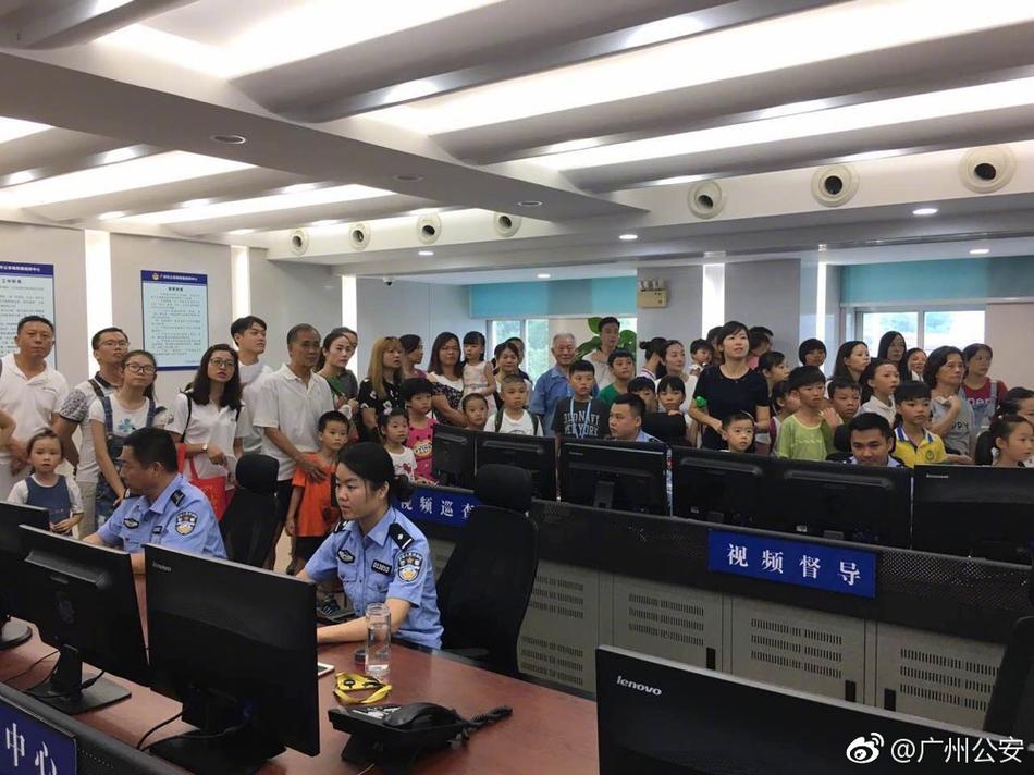麻豆AV苏娅苏语棠无删减版