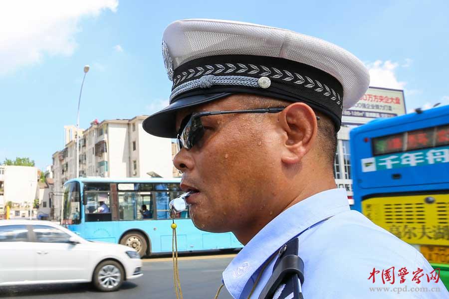 台湾性爱视频全裸