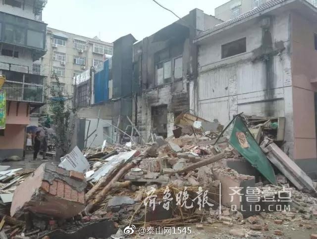张筱雨大胆张开荫道口