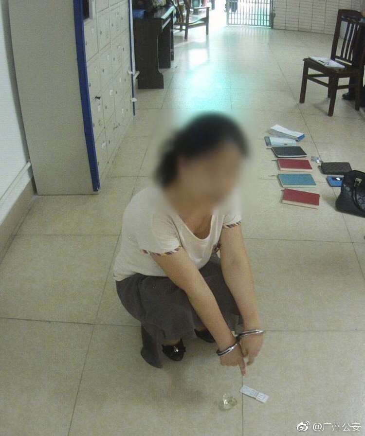 秋葵APP下载汅API免费麻豆色多多