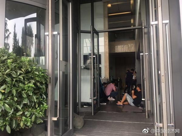 暴躁少女csgo免费观看