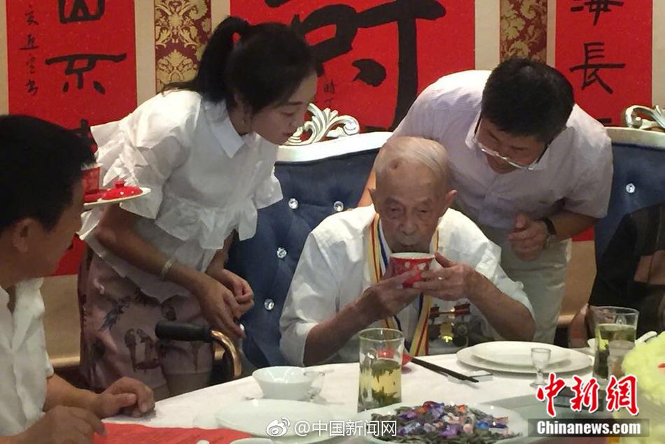 抖抈APP