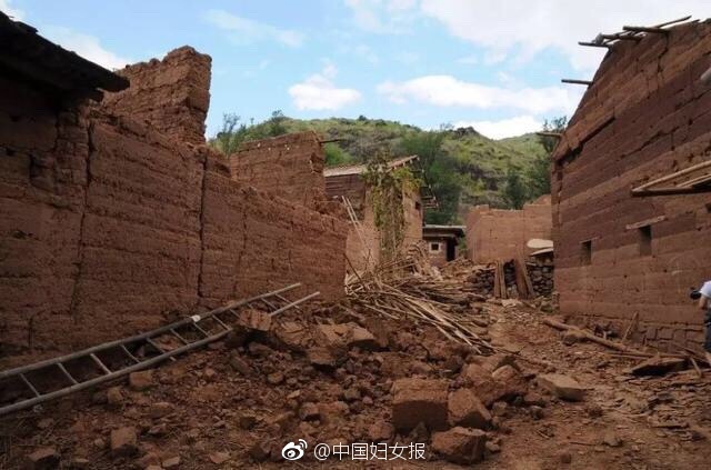 亚洲综合自拍