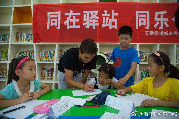 国模私拍人体嫩穴图片