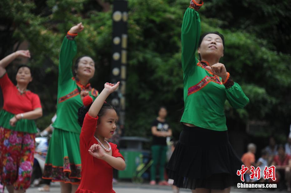 中国老太婆性爱视频