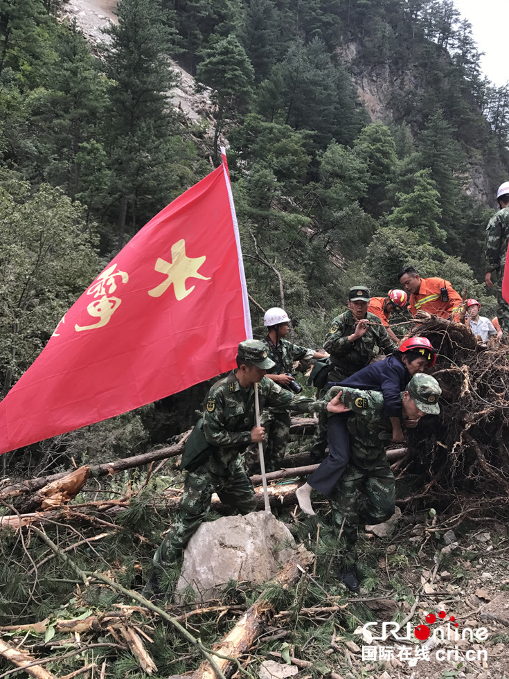 伽罗疯狂 喷水自慰爽