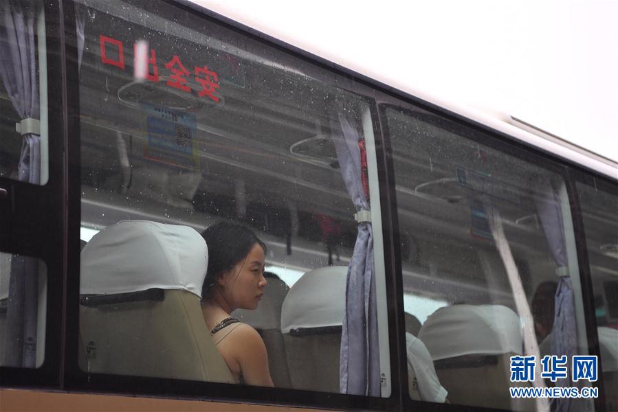 老妇搡多毛Bbbwhd