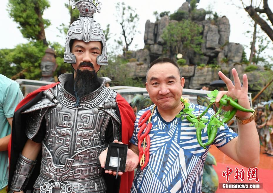 China中国壮男Gαy野外