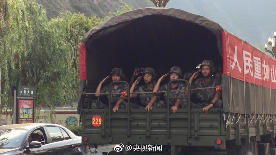 欧美人与马儿三级片