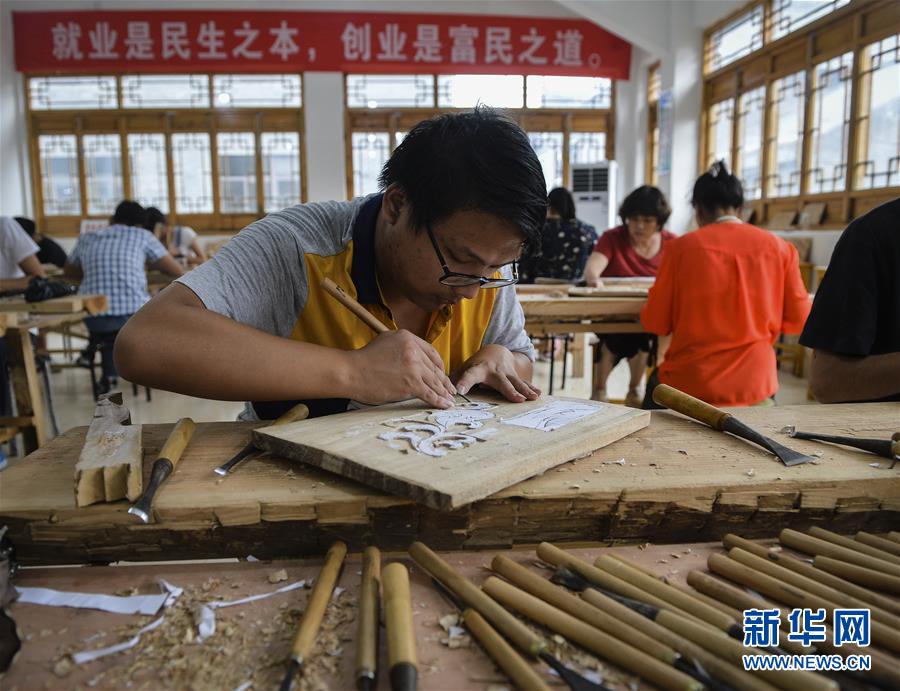 泰国人妖性爱视频网站