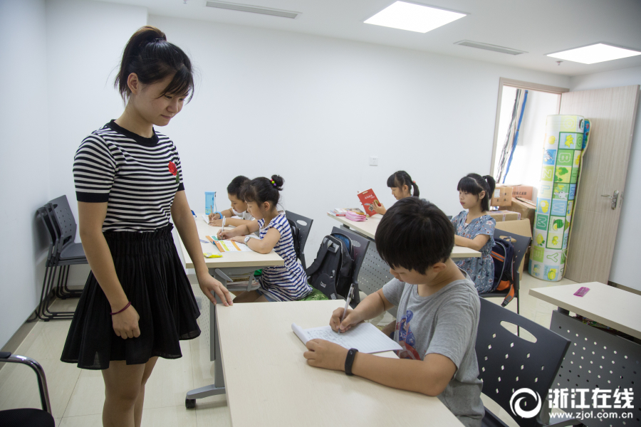 年轻女同学 韩国伦理片在线观看