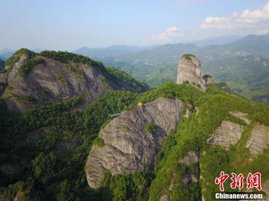 男生女生在一起愁愁愁大全免费