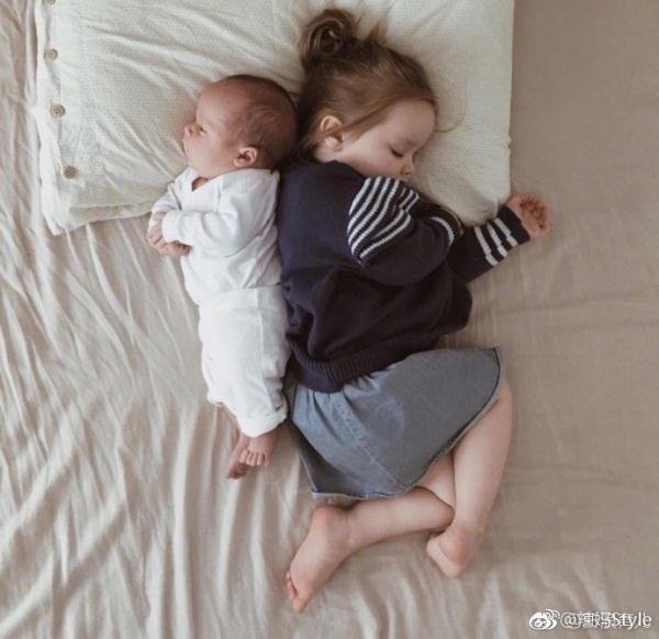 女性脱 给我揉 的拉屎