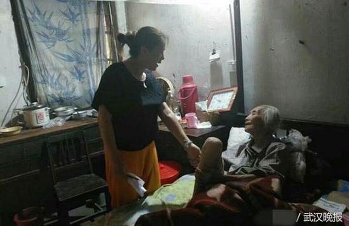 亚洲精品在线观看视频