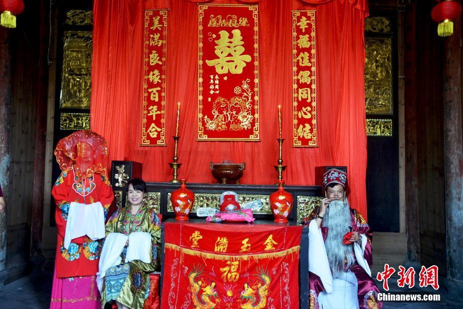 亚洲激情综合