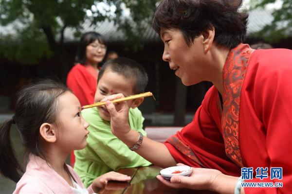 老女人露脸69XX